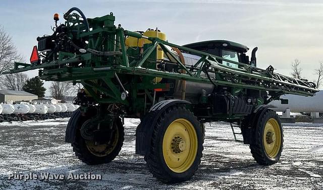 Image of John Deere R4038 equipment image 4