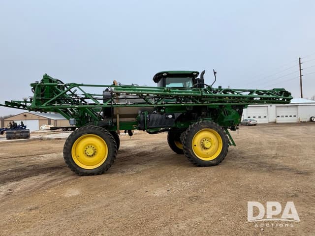Image of John Deere R4038 equipment image 3