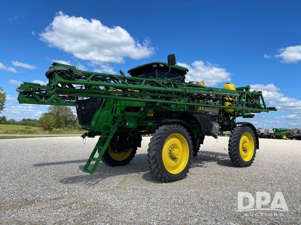 Main image John Deere R4038