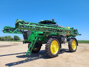 Main image John Deere R4045