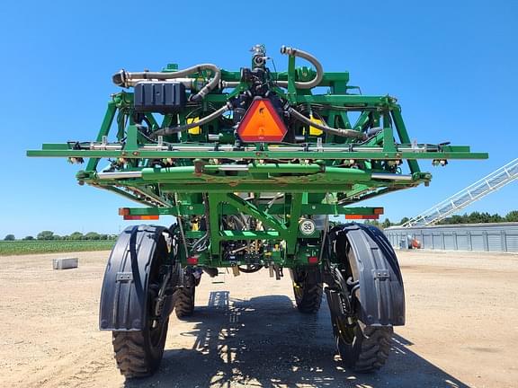 Image of John Deere R4045 equipment image 4