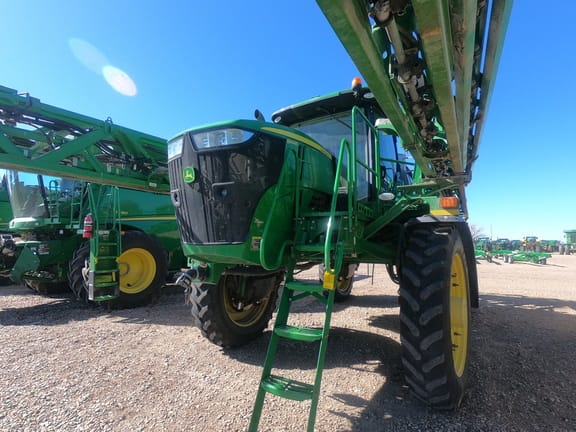 Main image John Deere R4045