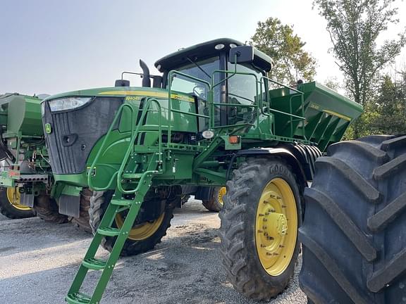 Image of John Deere R4045 equipment image 3