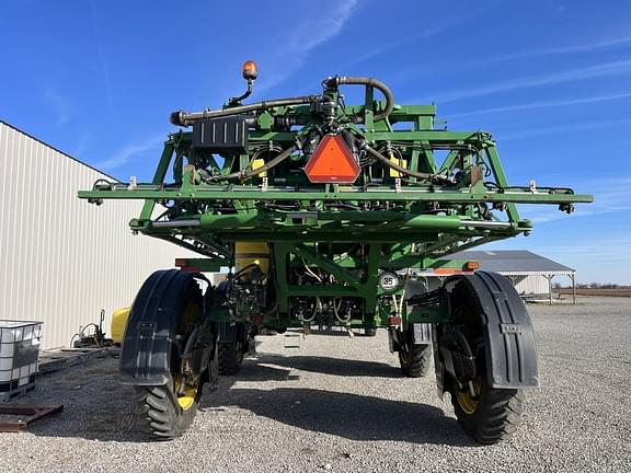 Image of John Deere R4045 equipment image 1