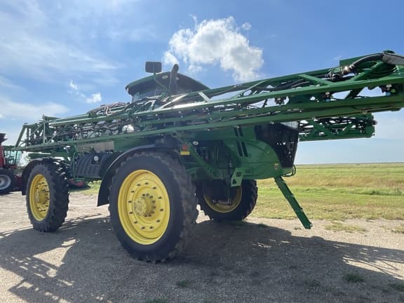 Image of John Deere R4045 equipment image 2