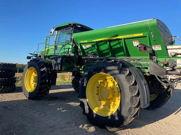 Image of John Deere R4045 equipment image 1