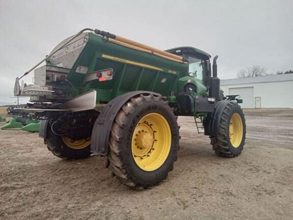 Image of John Deere R4045 equipment image 4