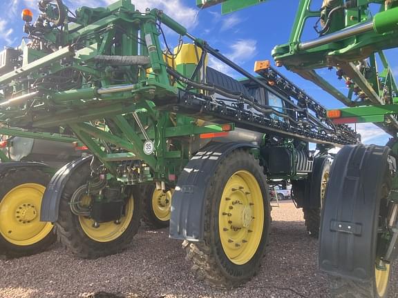 Image of John Deere R4045 equipment image 2