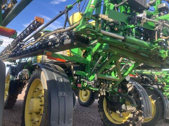 Image of John Deere R4045 equipment image 3