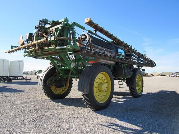 Image of John Deere R4045 equipment image 4