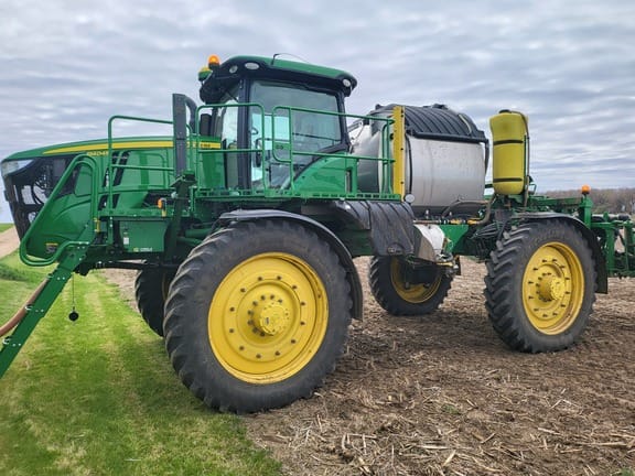 Main image John Deere R4045