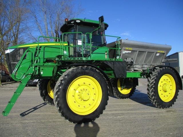 Main image John Deere R4045