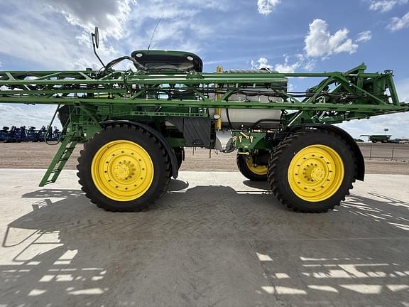 Image of John Deere R4045 equipment image 4