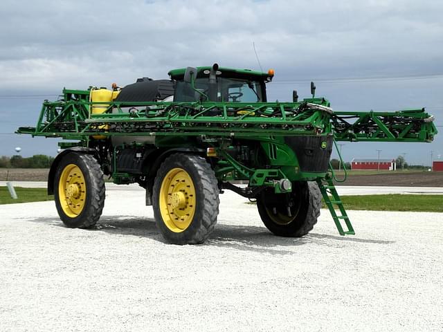 Image of John Deere R4045 equipment image 2