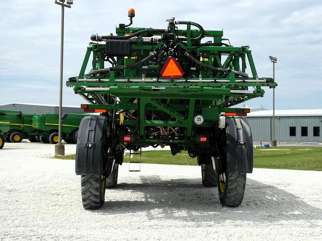 Image of John Deere R4045 equipment image 3