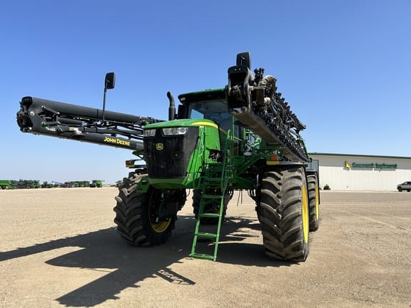 Main image John Deere R4045