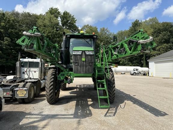 Image of John Deere R4045 equipment image 1