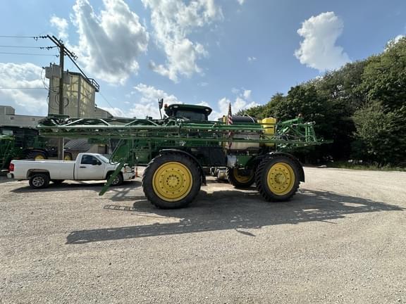 Image of John Deere R4045 equipment image 4