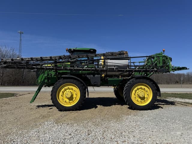 Image of John Deere R4045 equipment image 1