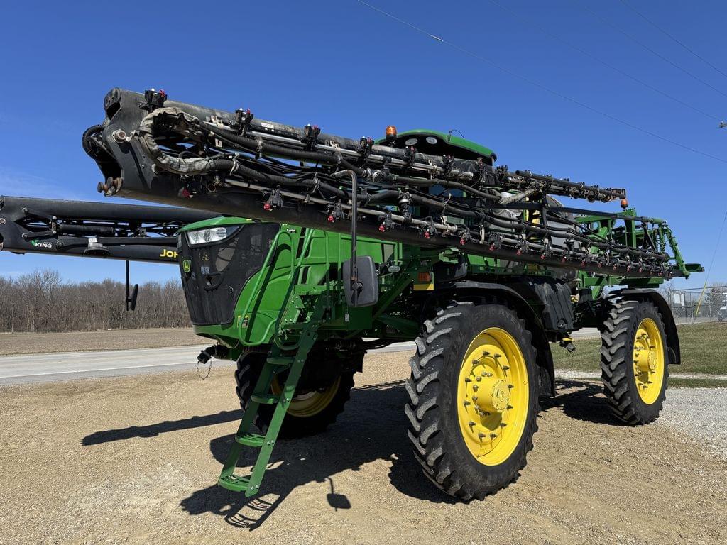 Image of John Deere R4045 Primary image