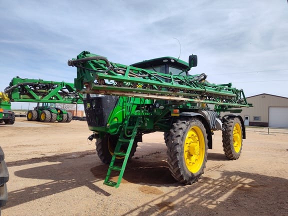 Main image John Deere R4045