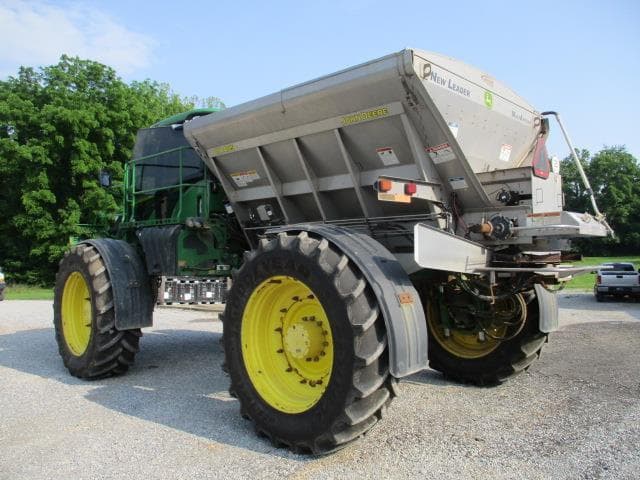 Image of John Deere R4045 equipment image 3