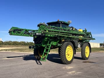 Main image John Deere R4045
