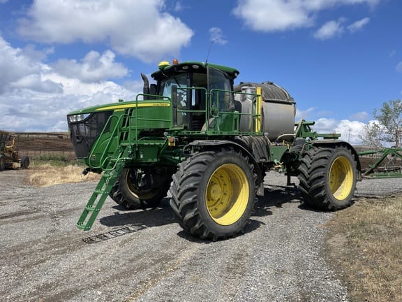 2018 John Deere R4045 Equipment Image0
