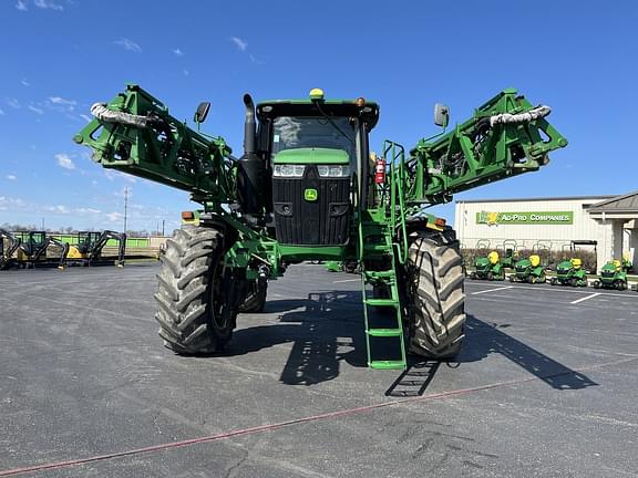 Image of John Deere R4045 equipment image 1