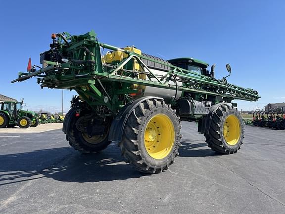 Image of John Deere R4045 equipment image 3