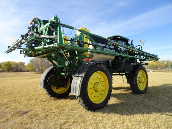 Image of John Deere R4045 equipment image 4