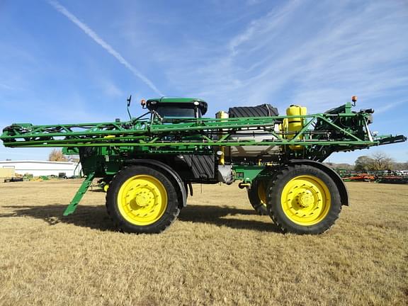 Image of John Deere R4045 equipment image 1