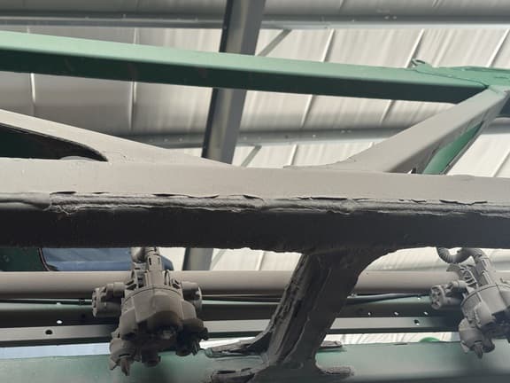 Image of John Deere R4045 equipment image 4