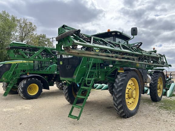 Image of John Deere R4045 Primary image