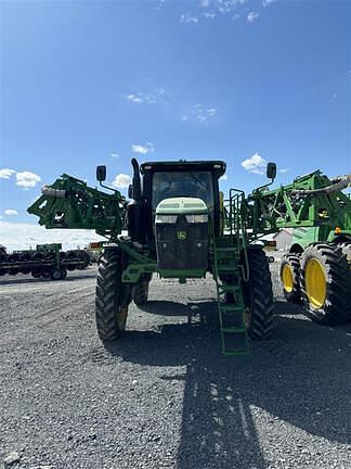 Image of John Deere R4045 equipment image 1