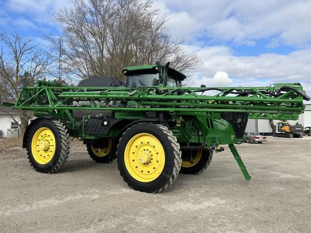 Image of John Deere R4045 equipment image 1