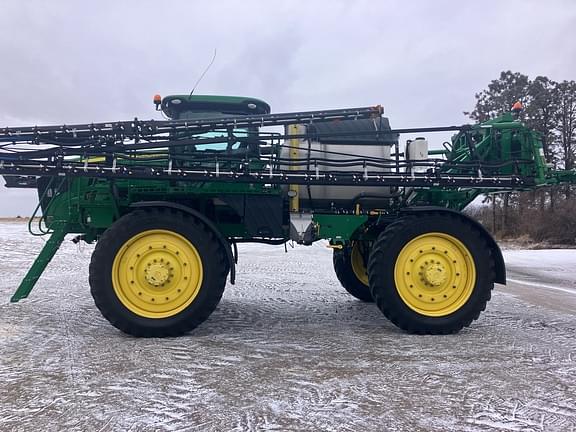 Image of John Deere R4045 equipment image 4