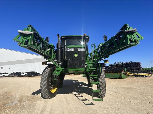 Image of John Deere R4045 equipment image 2