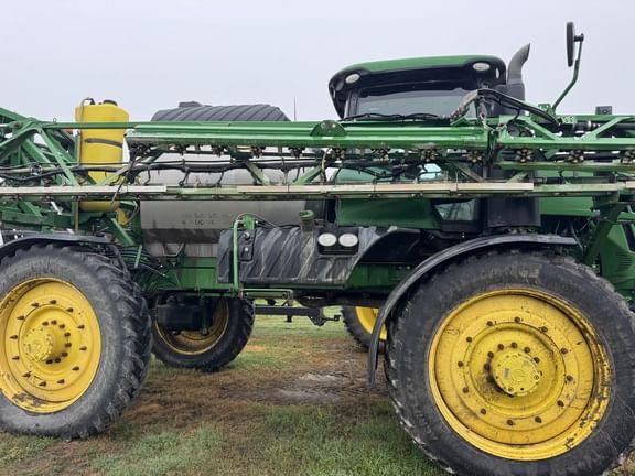 2018 John Deere R4045 Equipment Image0