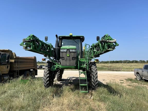 Image of John Deere R4045 equipment image 2