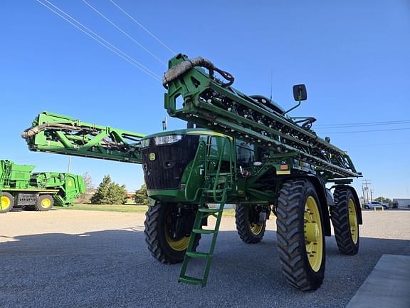 Image of John Deere R4045 equipment image 1