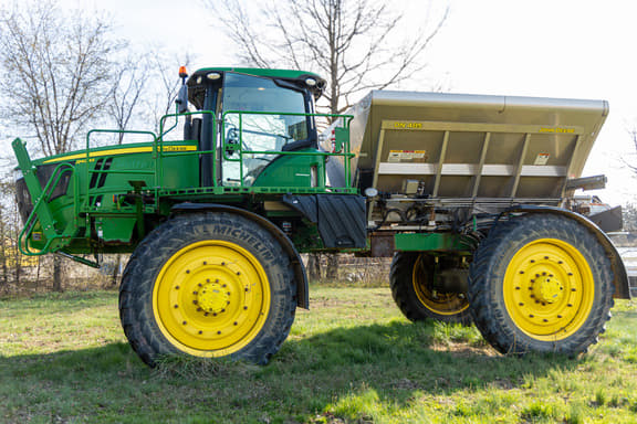 Image of John Deere R4045 Primary image