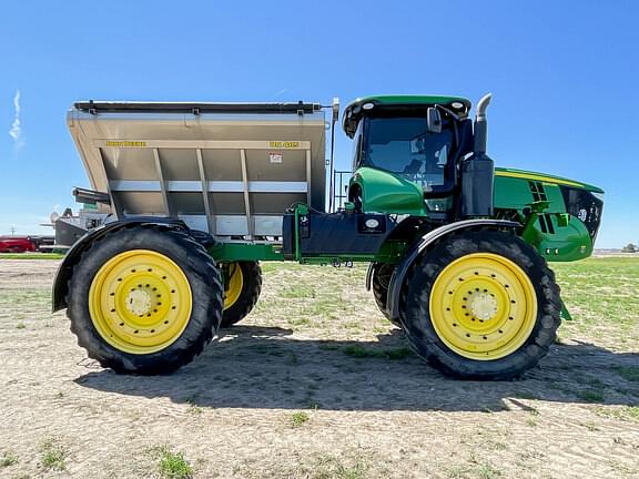 Image of John Deere R4045 equipment image 3