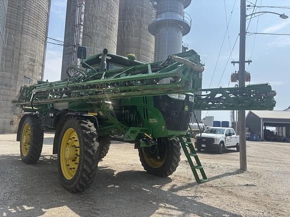 Image of John Deere R4045 equipment image 2