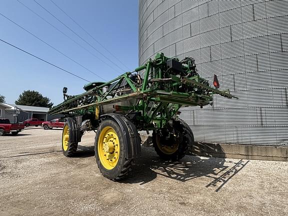 Image of John Deere R4045 equipment image 4