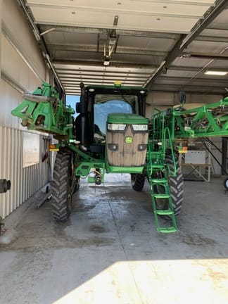 Main image John Deere R4045