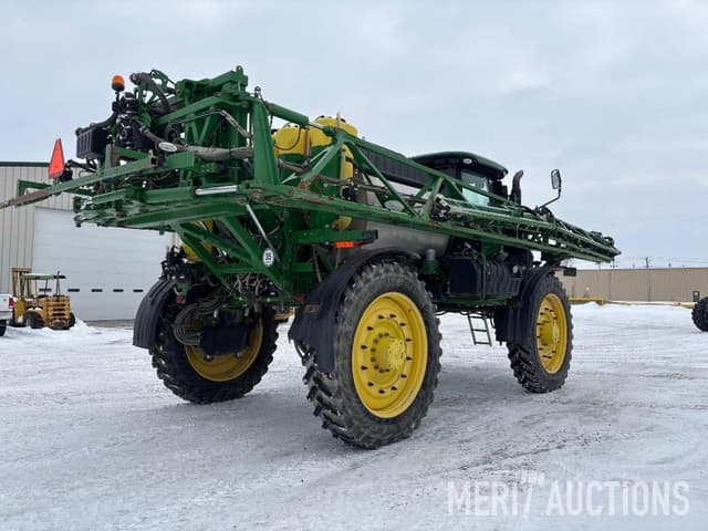 Image of John Deere R4045 equipment image 4