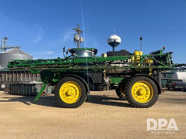 Image of John Deere R4045 equipment image 4