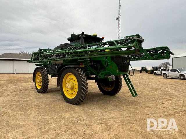 Image of John Deere R4045 equipment image 4