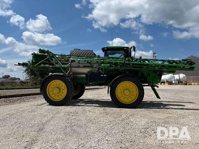 Image of John Deere R4045 equipment image 4